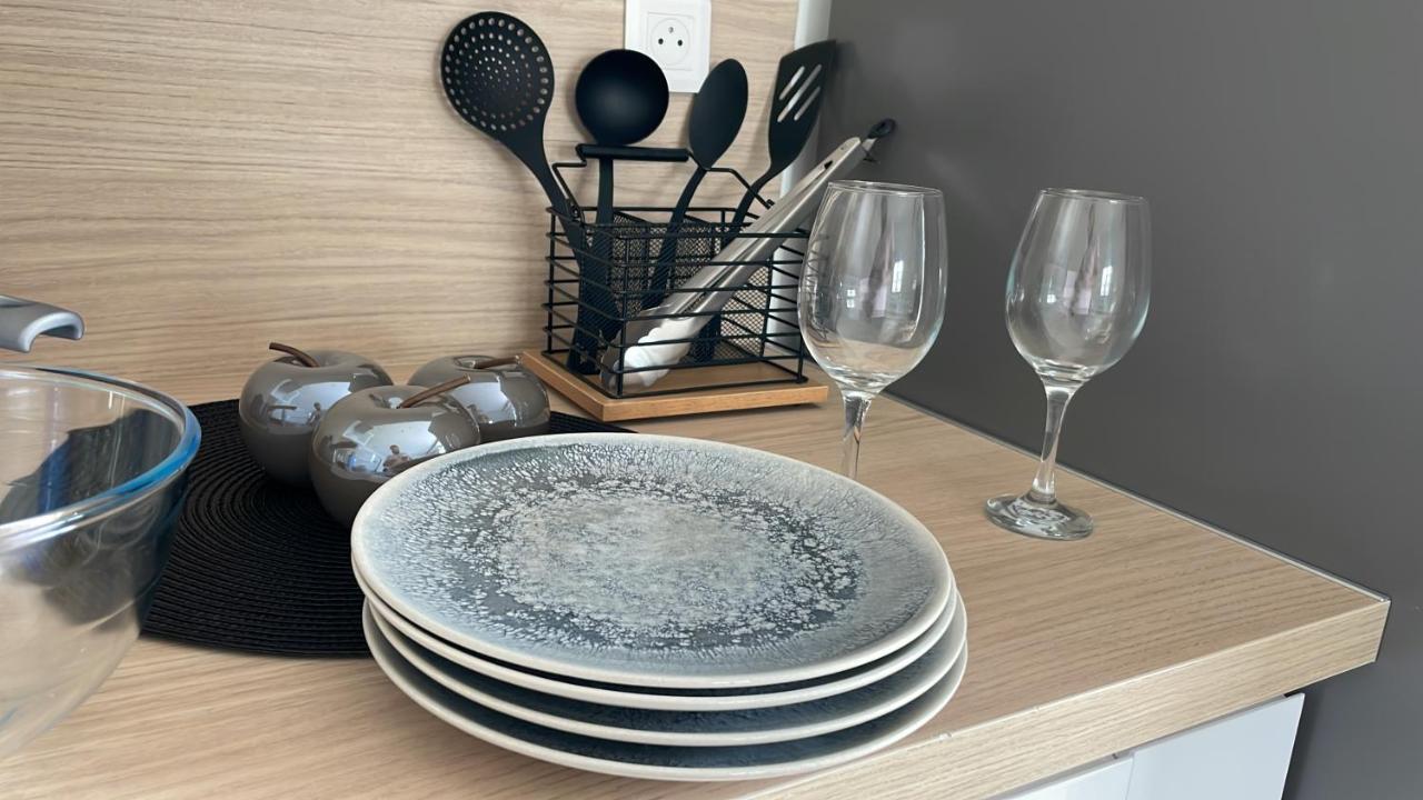 Апарт отель Studio 23 M2+Wifi +Parking Prive Уллен Экстерьер фото